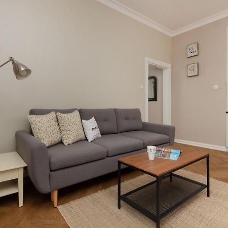Metro Rondo Onz Apartment By Noclegi Renters Varsóvia Exterior foto