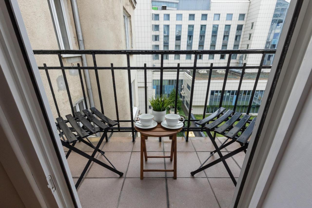 Metro Rondo Onz Apartment By Noclegi Renters Varsóvia Exterior foto